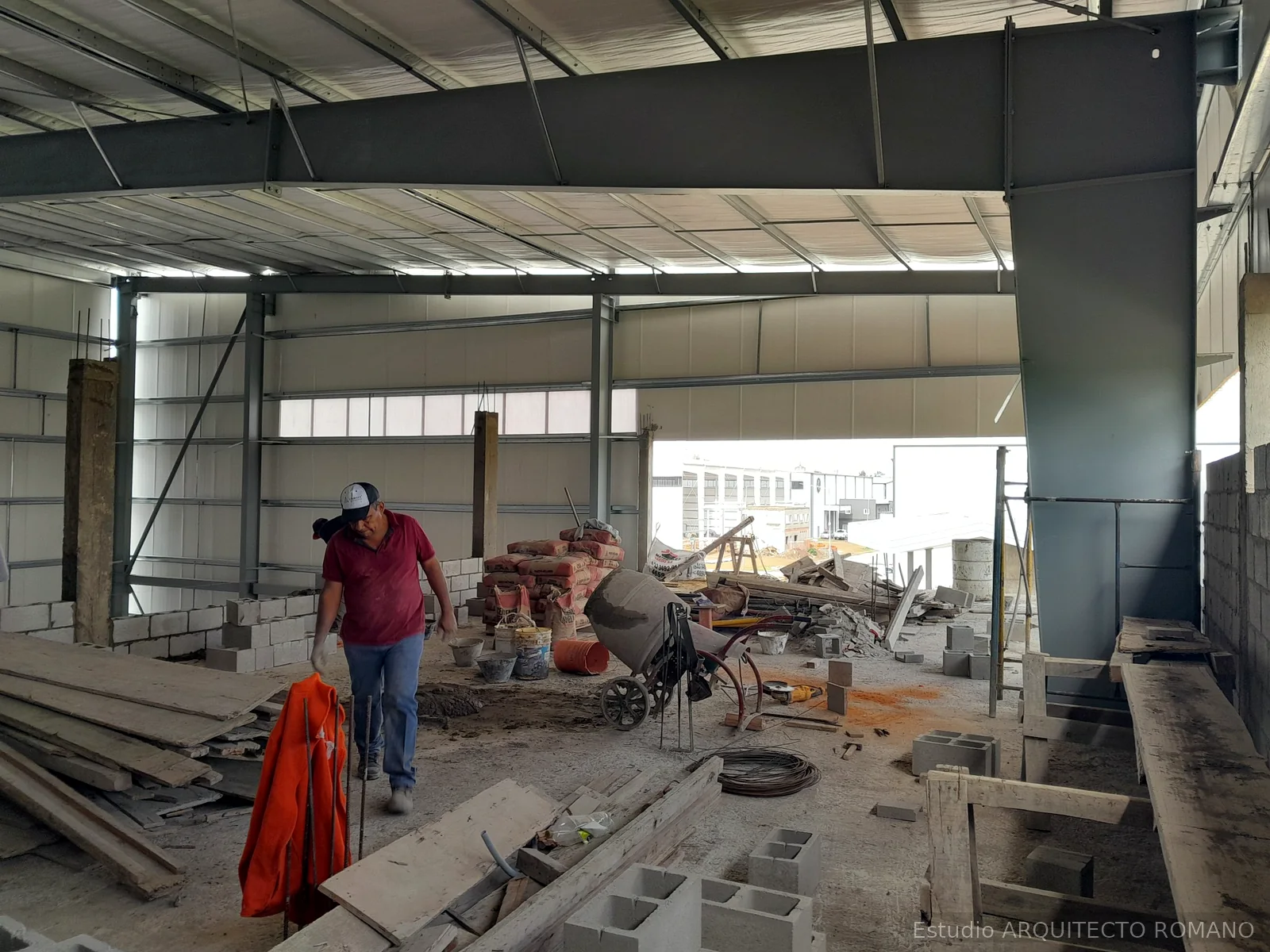 Seguimiento de obra industrial